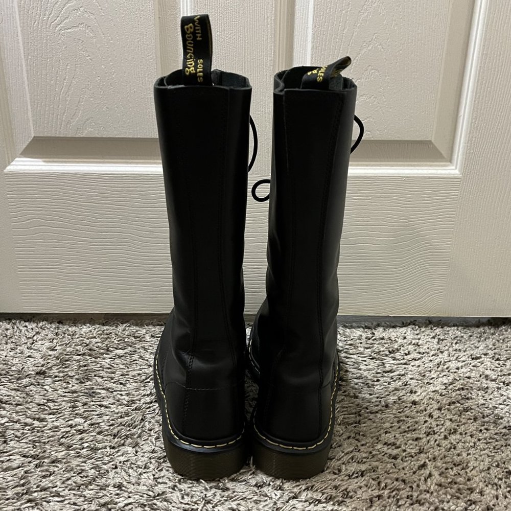 Sold - Dr. Martens 1942 20 Hole Eyelet Boots - Picture 3 of 9